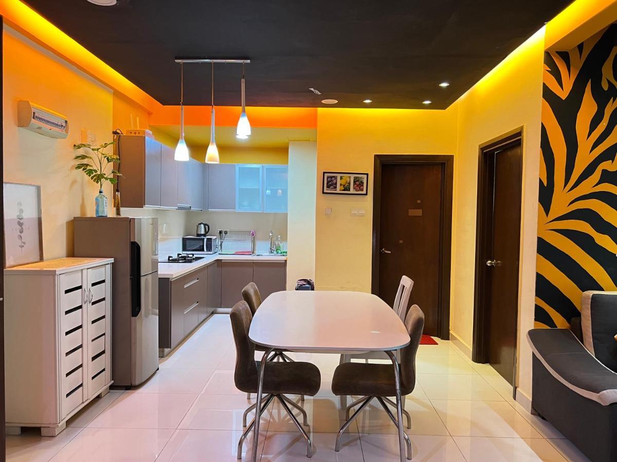 Regalia Suites & Residence 2 Bedroom Apartment By Enjoy Your Stay Kuala Lumpur Extérieur photo