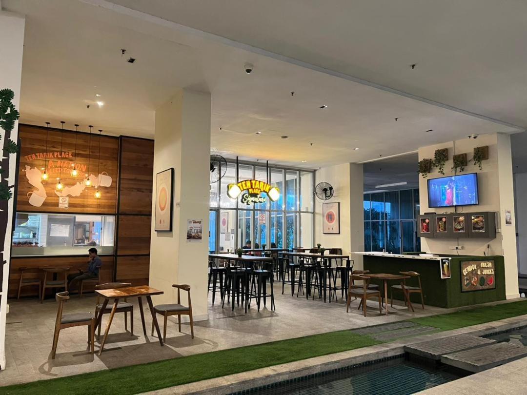 Regalia Suites & Residence 2 Bedroom Apartment By Enjoy Your Stay Kuala Lumpur Extérieur photo